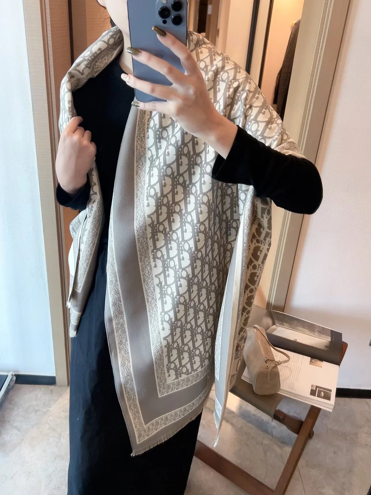 Louis Vuitton Scarves Monogram fringe scarf image 7