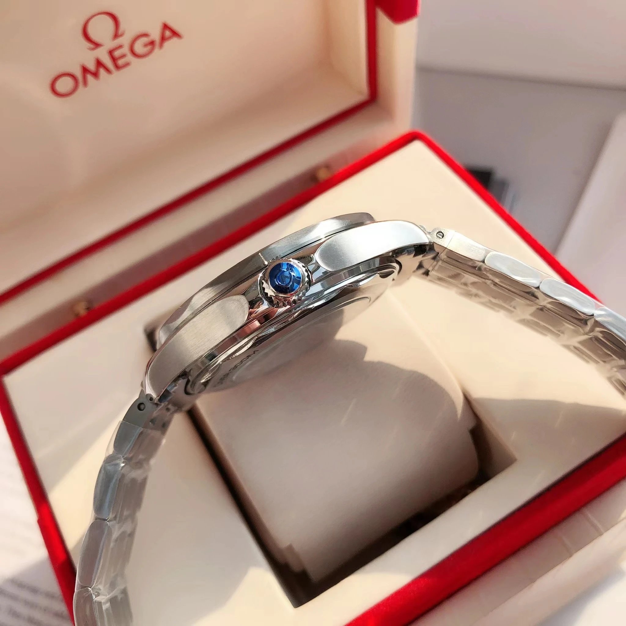 Omega Watches Seamaster Diver 300M image 7