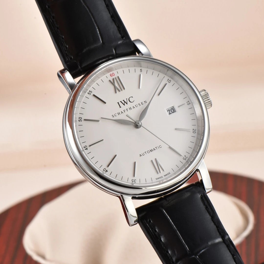 IWC Watches Leather-Strap Analog — 08