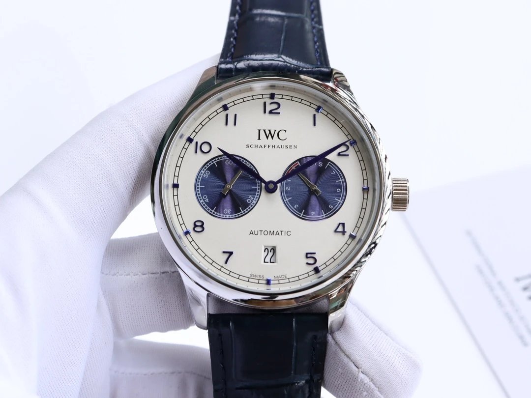 IWC Watches Leather-Strap Analog — 24