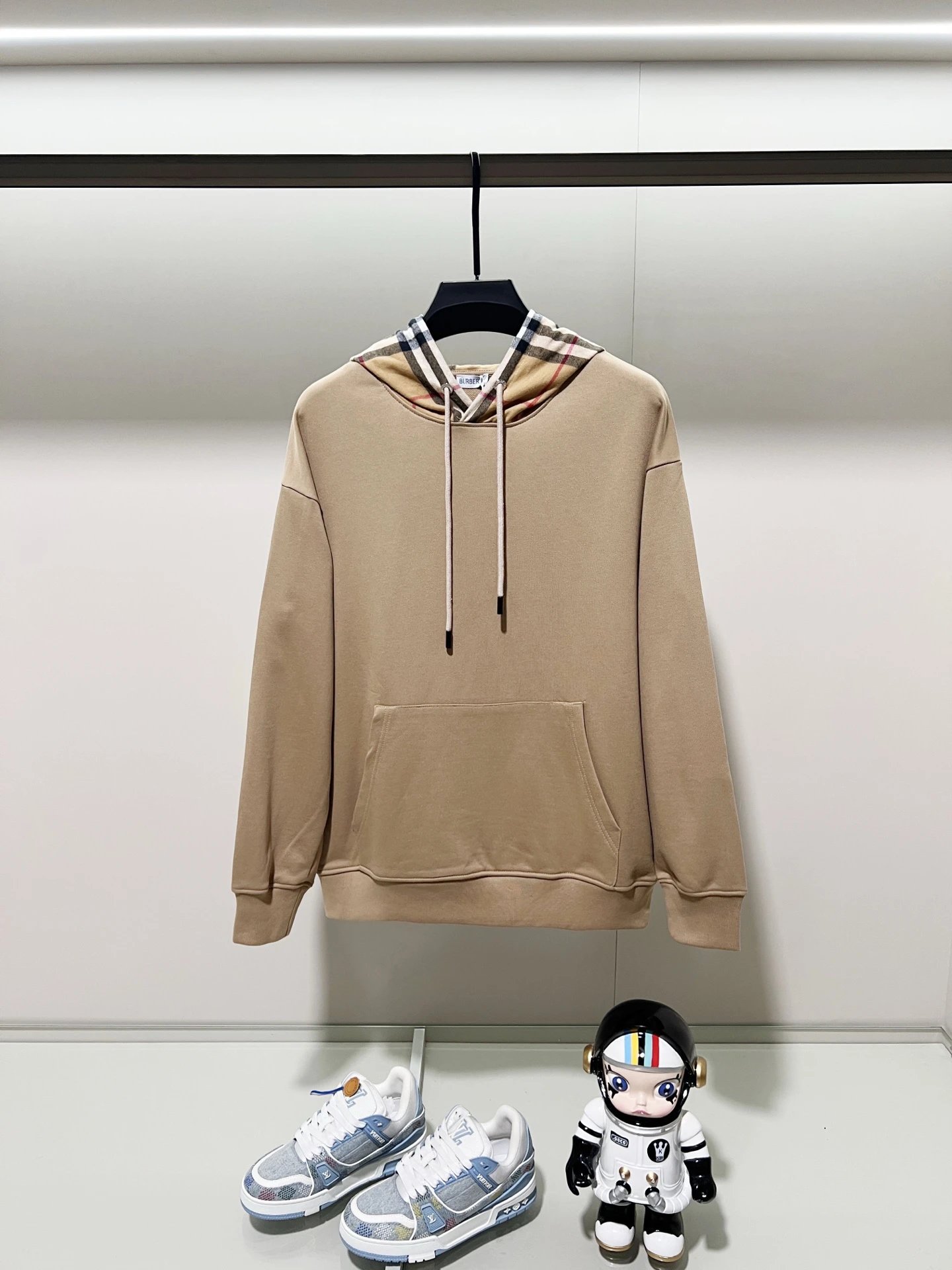 Burberry Hoodies & Sweatshirts Zip-Up Hoodie with Check-Lined Hood and Equestrian Knight Embroidery — 07