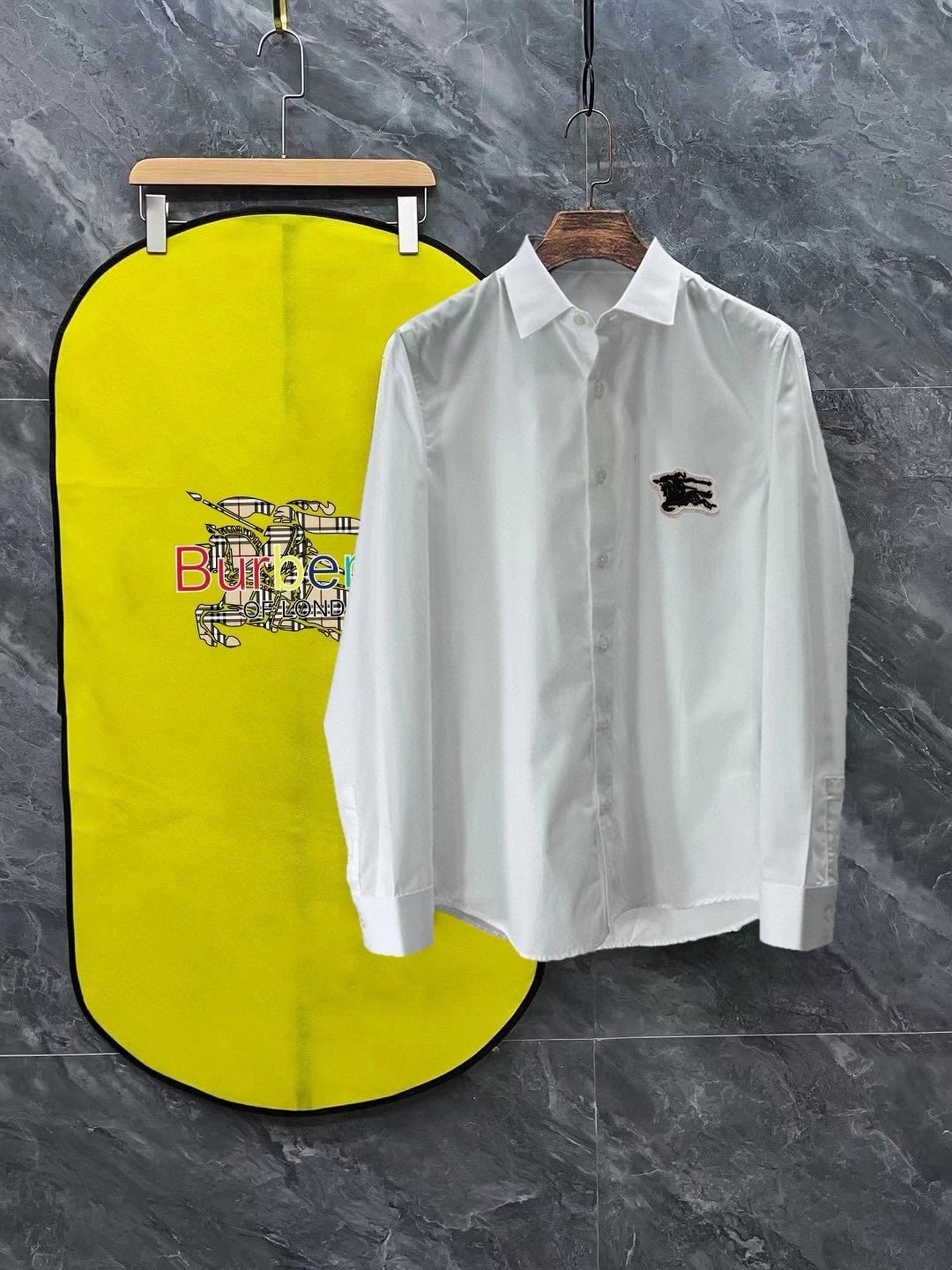Burberry Shirts Long-sleeve check button-up shirt — 33