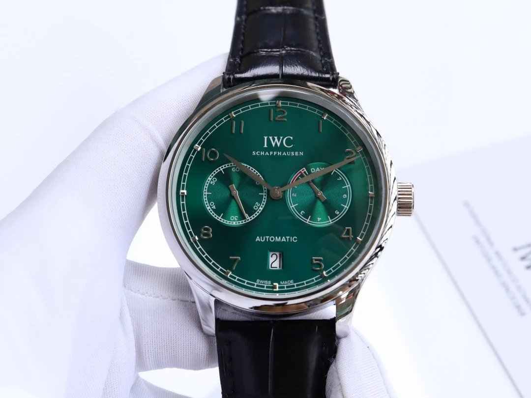 IWC Watches Leather-Strap Analog — 23