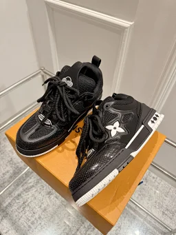thumbnail for 100uis skaate sneakers（with original box accessories）