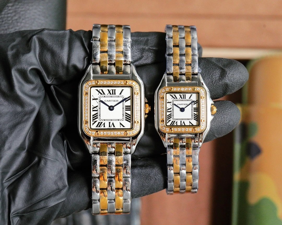 Cartier Watches Roman numeral dial wristwatch — 01