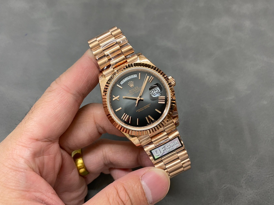 Rolex Multiple watch models — 01