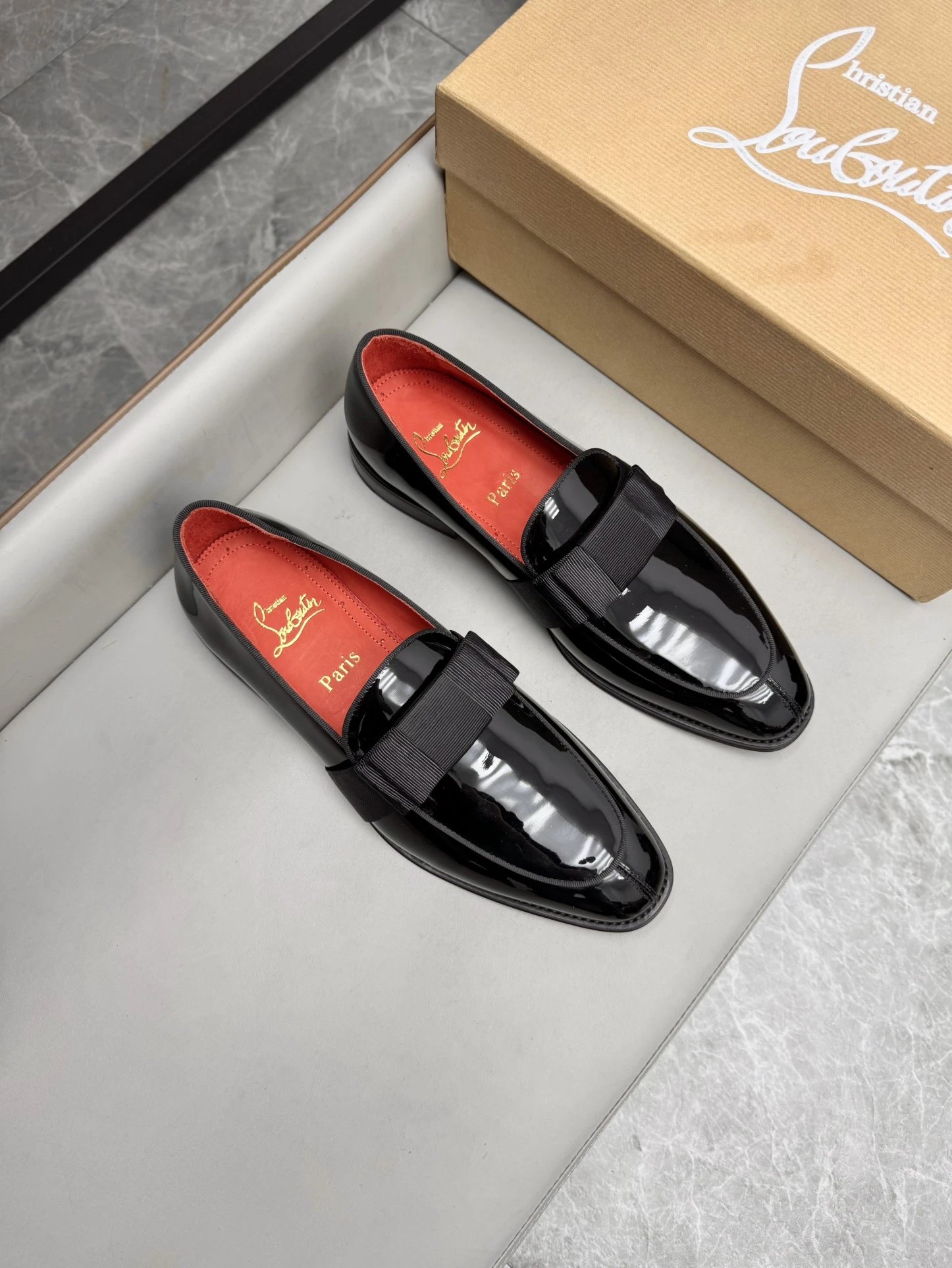 Christian Louboutin Leather Shoes C11 Square-Toe Dress — 26