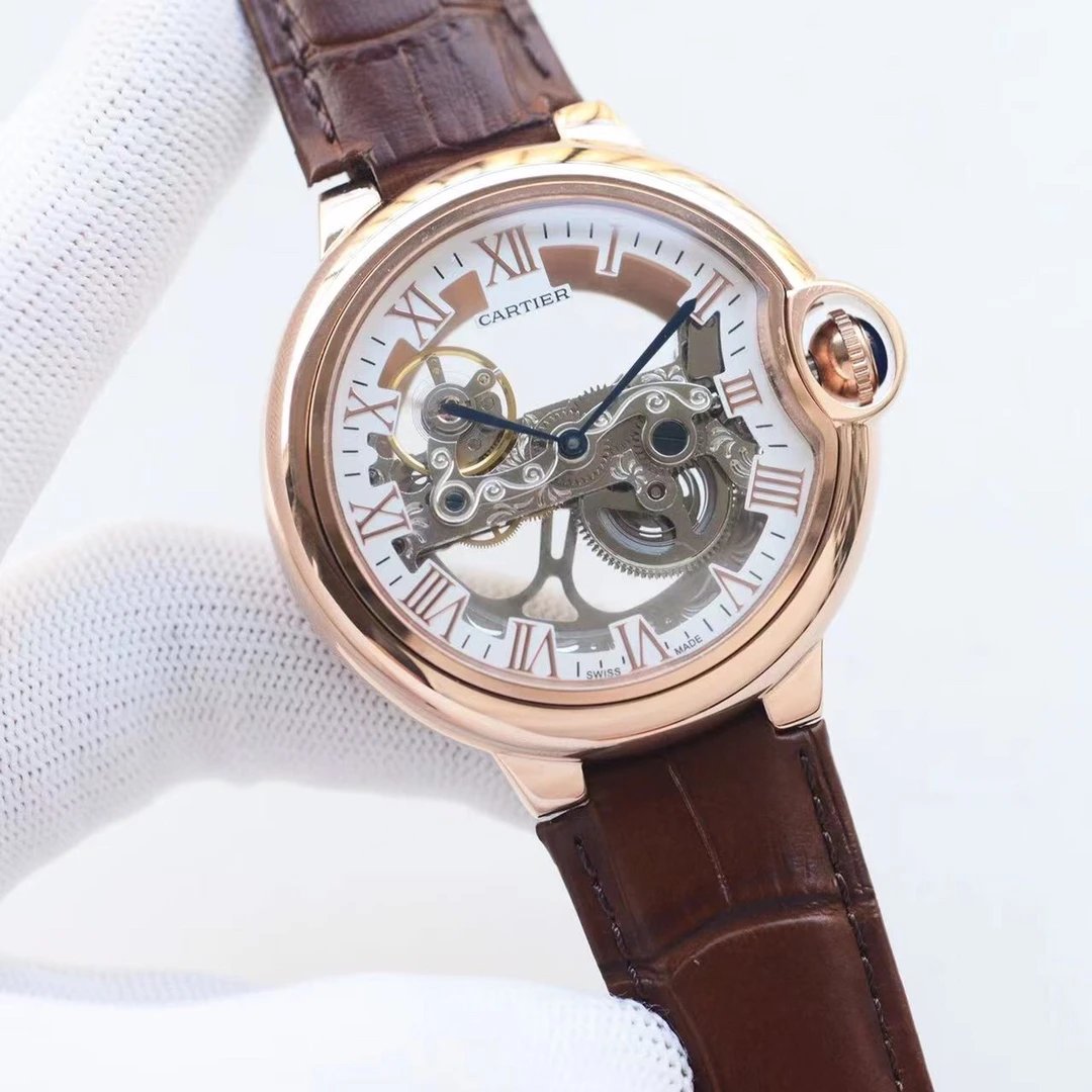 Cartier Watches Roman numeral dial wristwatch — 30