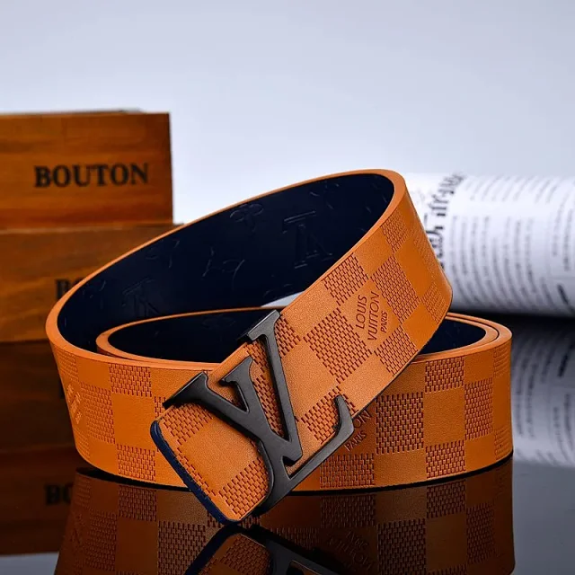 Louis Vuitton Belts LV Initiales buckle belt with embossed monogram or checkerboard pattern product detail image 4