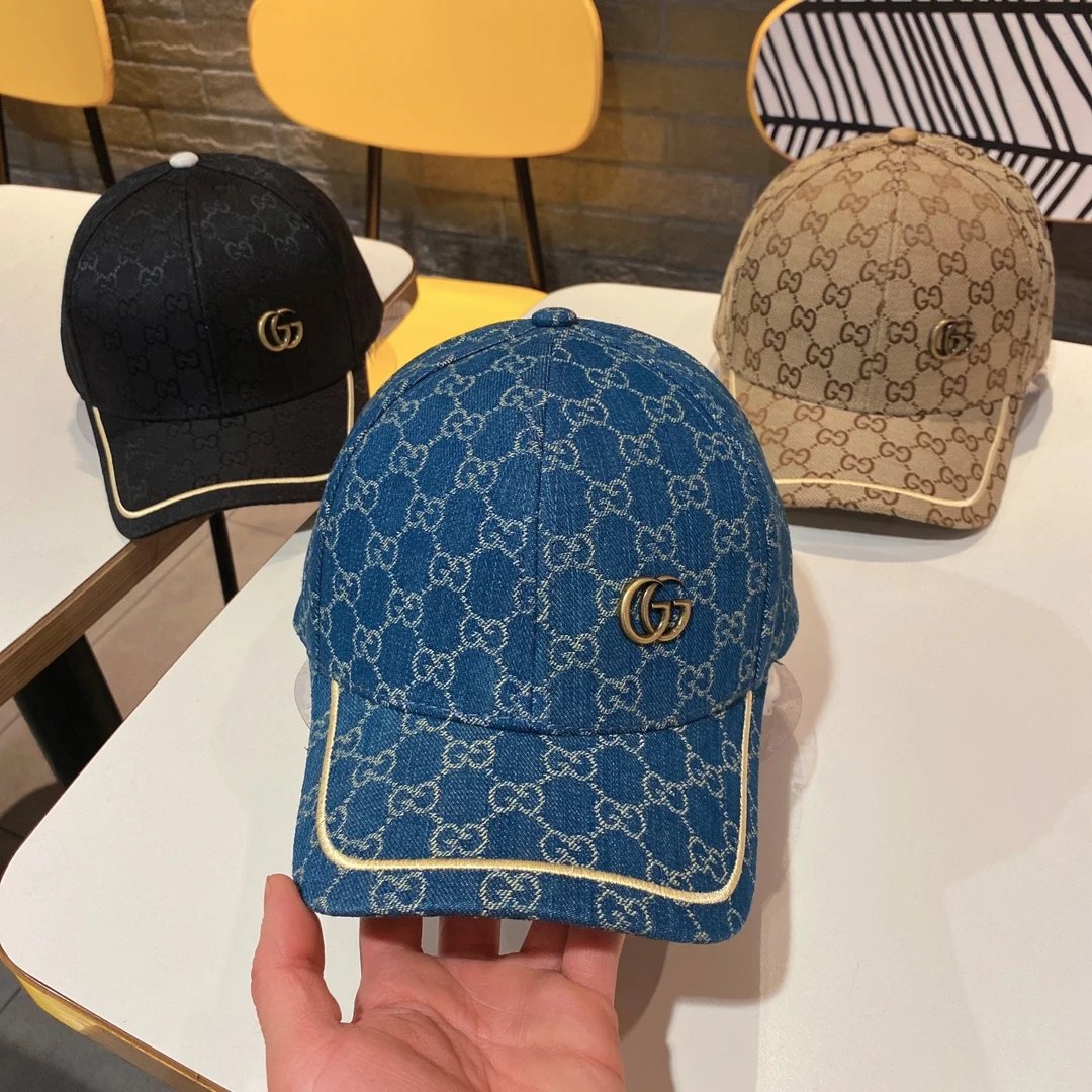 Fendi Hats Logo Baseball Cap with Contrast Whipstitch Brim — 30