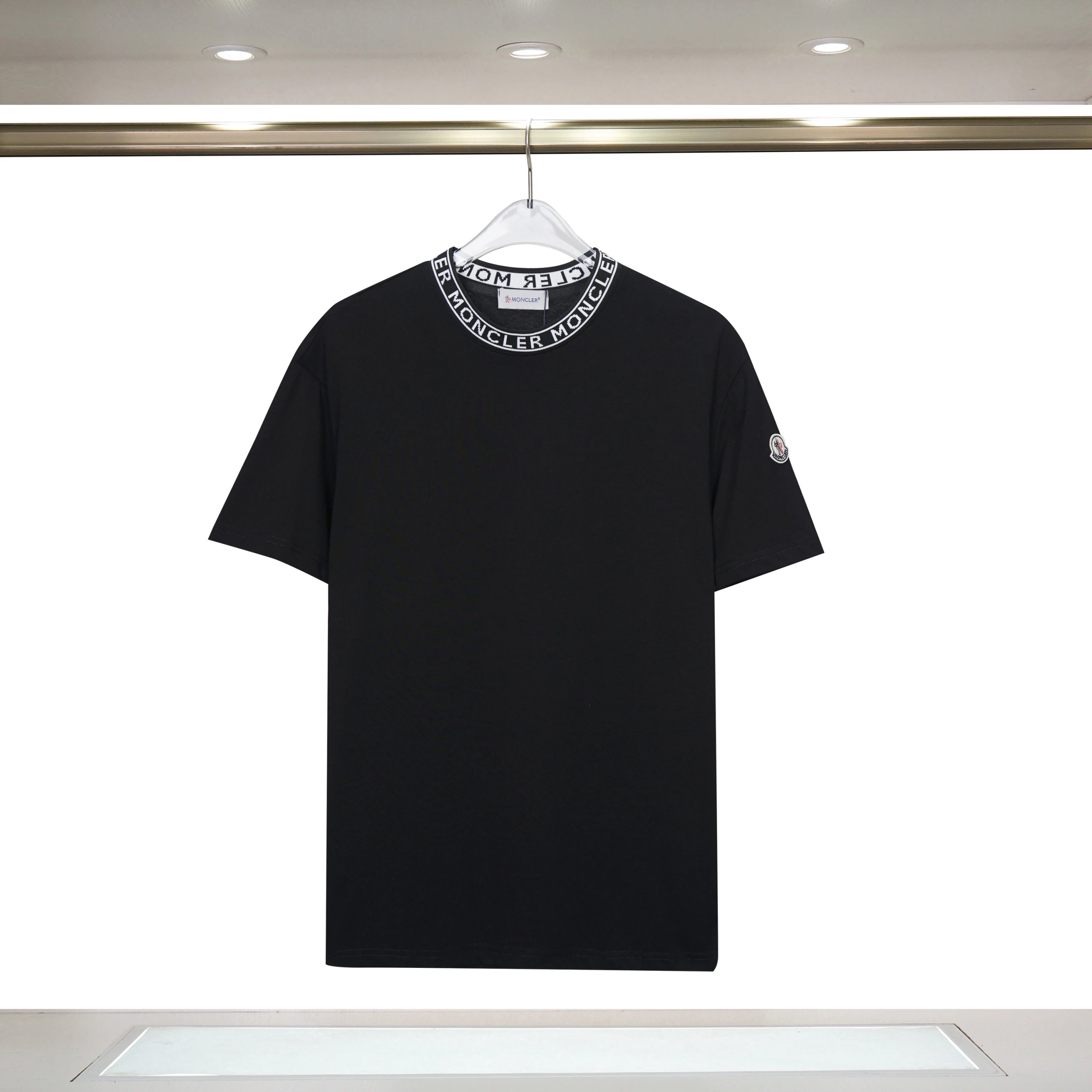 Moncler T-Shirts 1952 Logo Print — 38