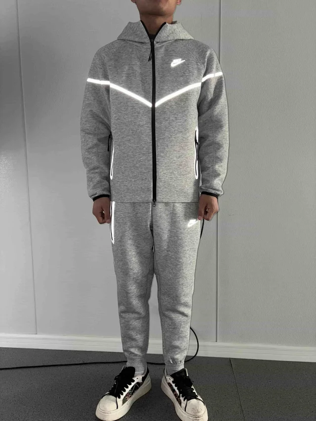 Nike Tracksuits Reflective zip-up hooded tracksuit product detail image 9