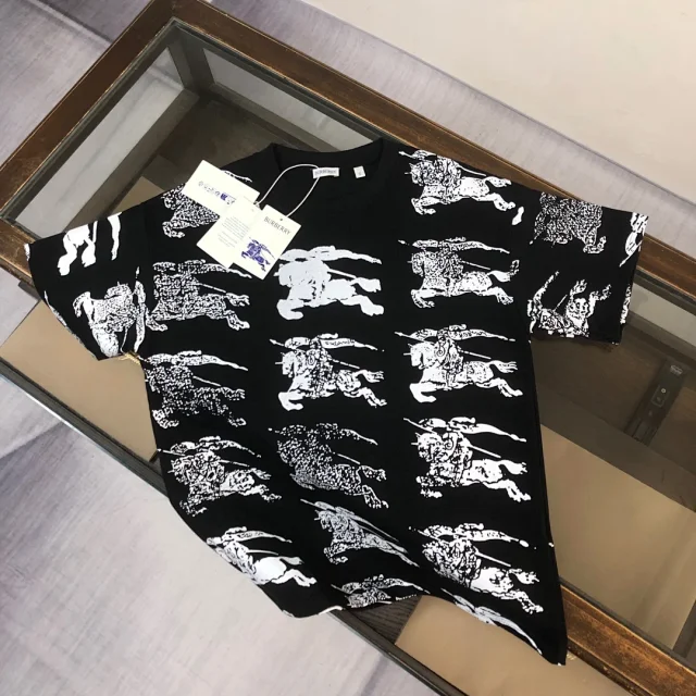 Burberry T-Shirts Logo Print product detail image 11