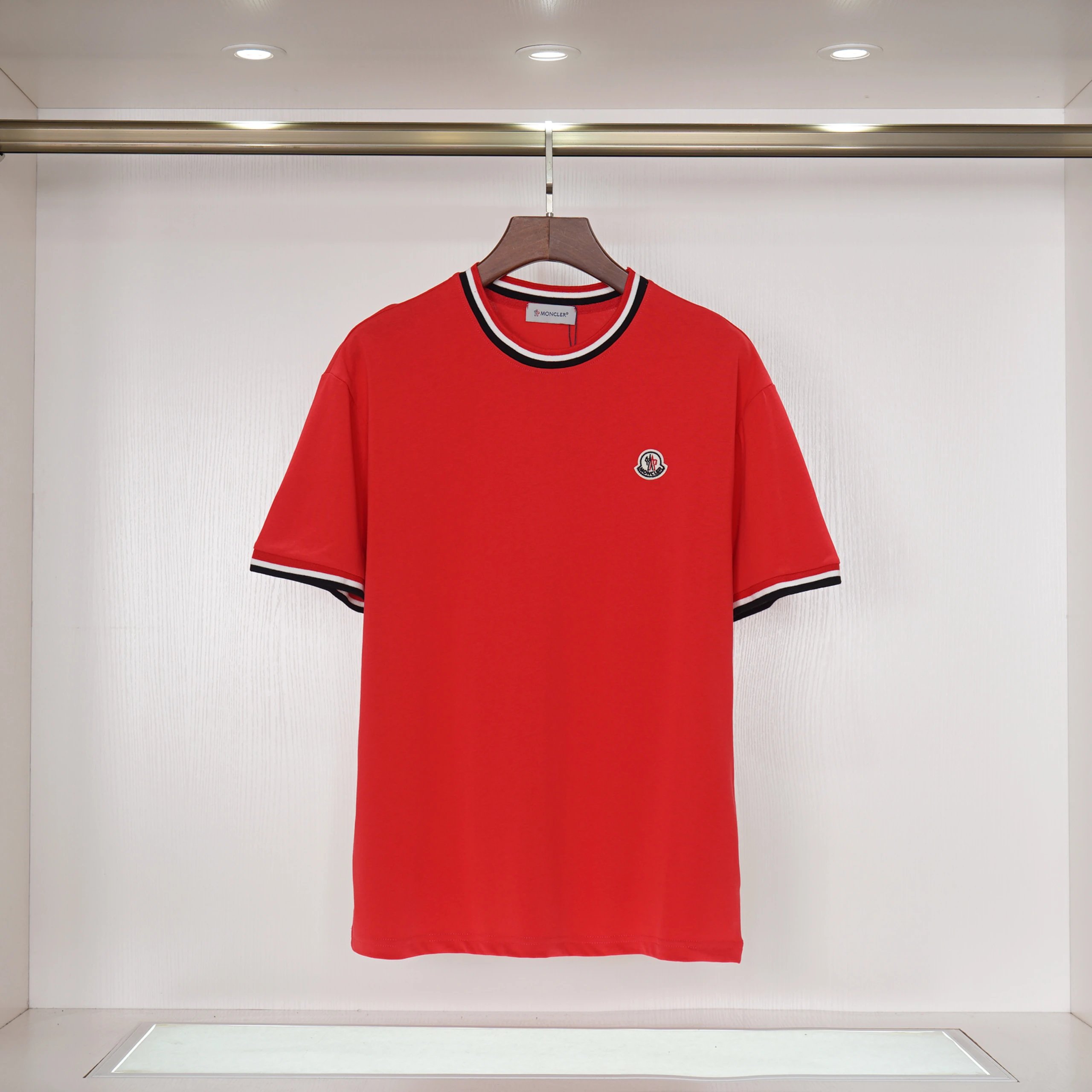 Moncler T-Shirts 1952 Logo Print — 37