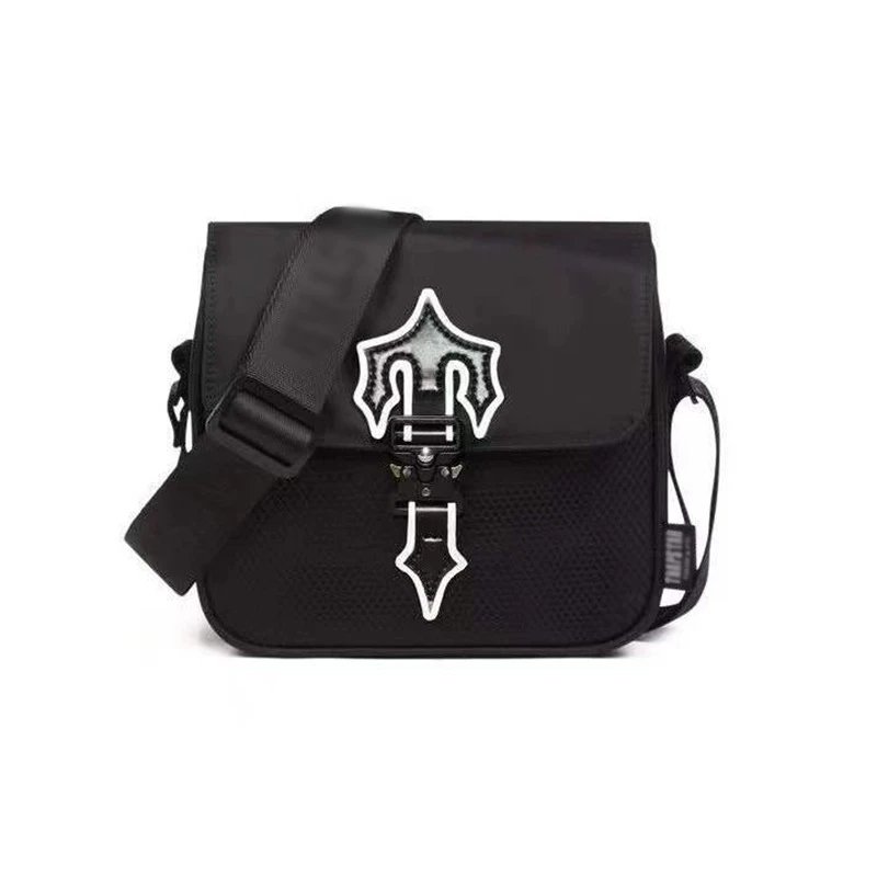 Trapstar Crossbody Bags Flap Bag with Emblem Buckle image 3