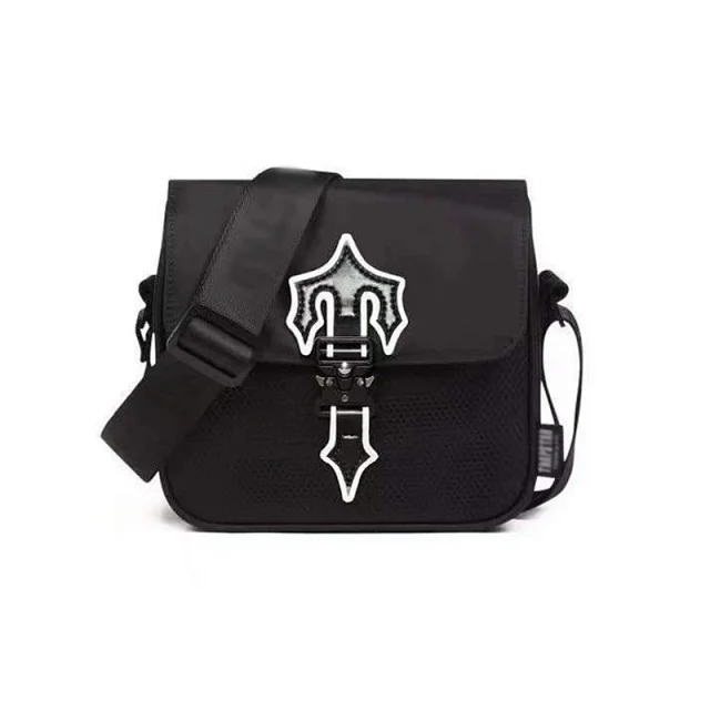 Trapstar Crossbody Bags Flap Bag with Emblem Buckle product detail image 2