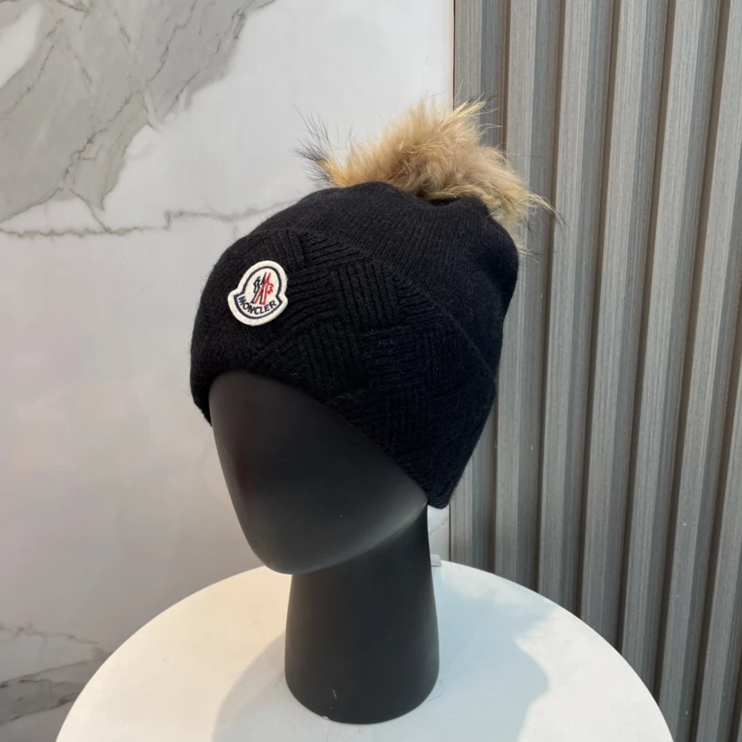 Moncler Hats Rib-Knit Cuffed Beanie — 27