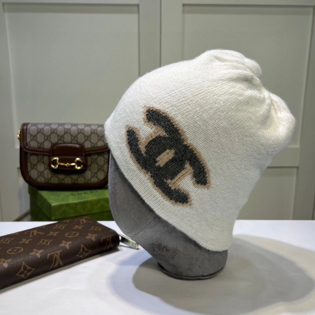 Moncler Hats Rib-Knit Cuffed Beanie — 17