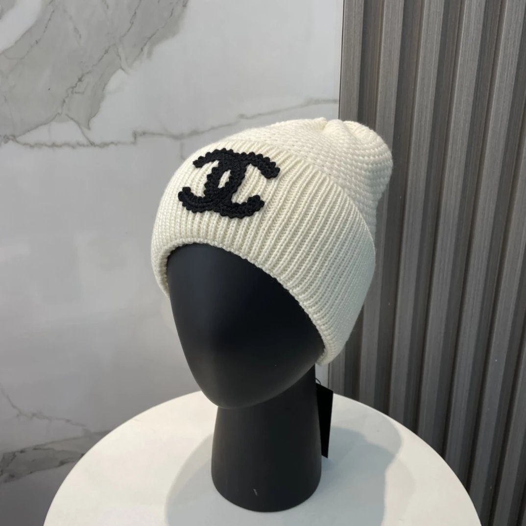 Moncler Hats Rib-Knit Cuffed Beanie — 26