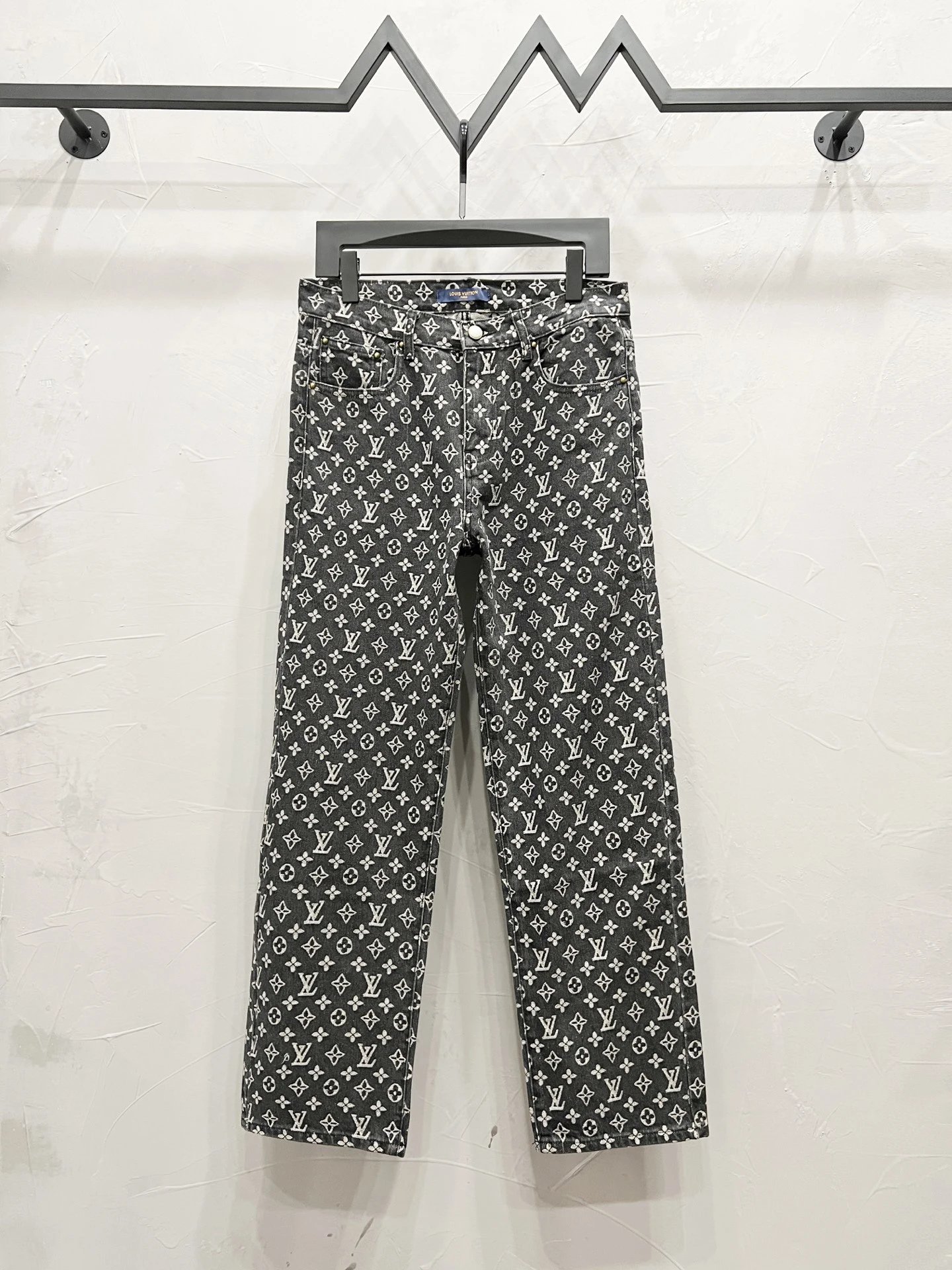 Louis Vuitton Jeans Monogram Denim — 20