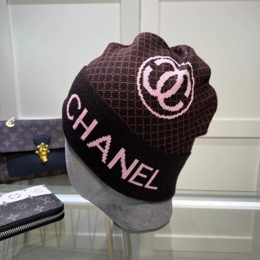 Gucci Hats GG Monogram Striped Cuff Knit Beanie — 08
