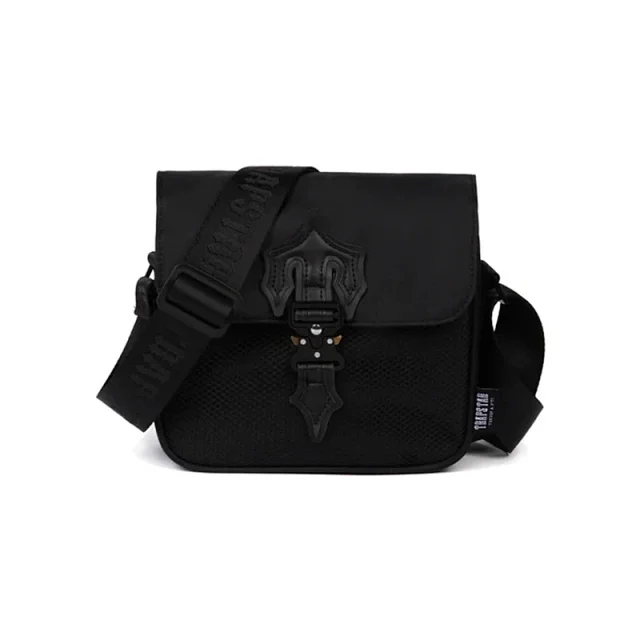 Trapstar Crossbody Bags Flap Bag with Emblem Buckle product detail image 3