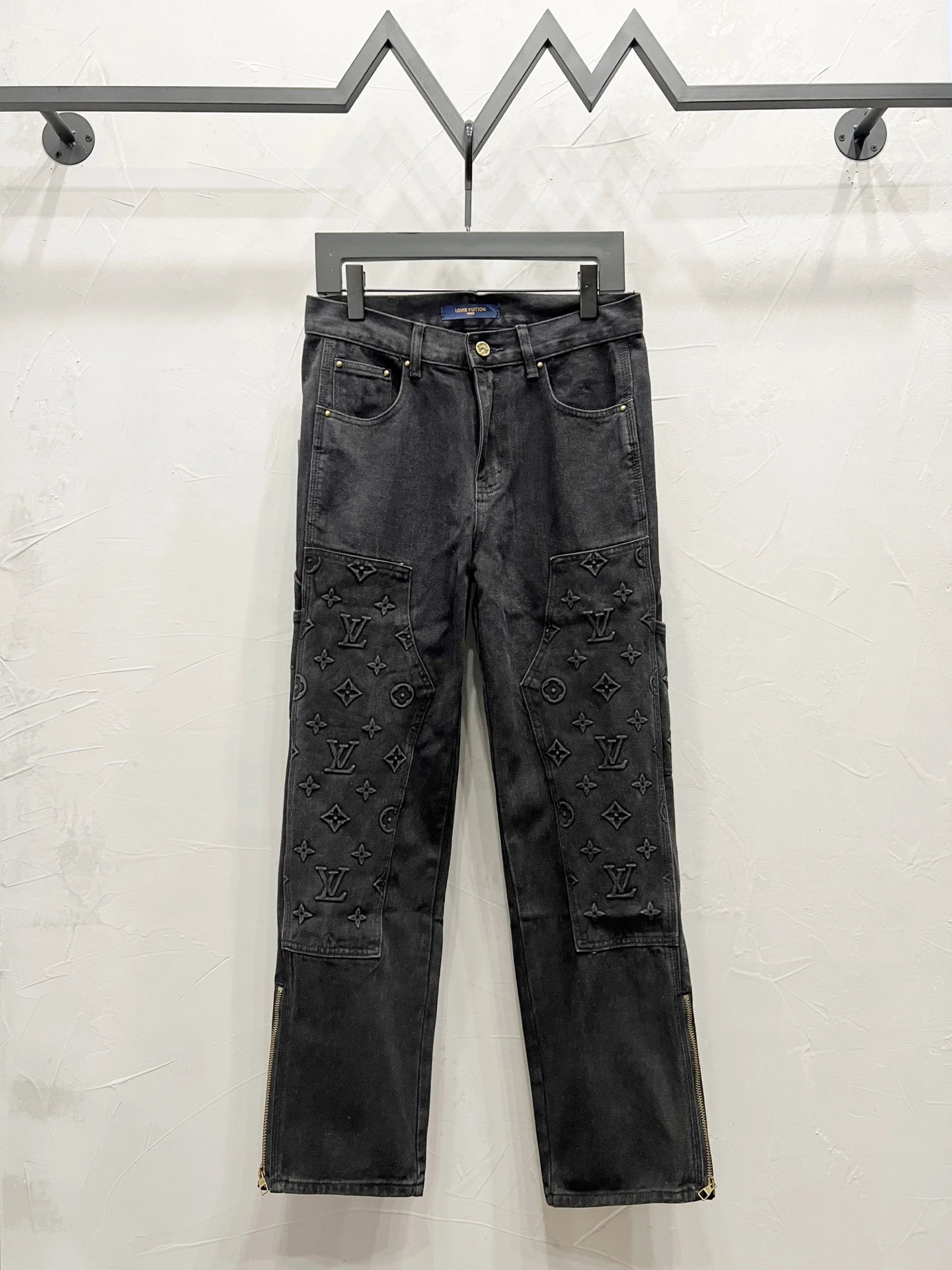 Louis Vuitton Jeans Monogram Denim — 16