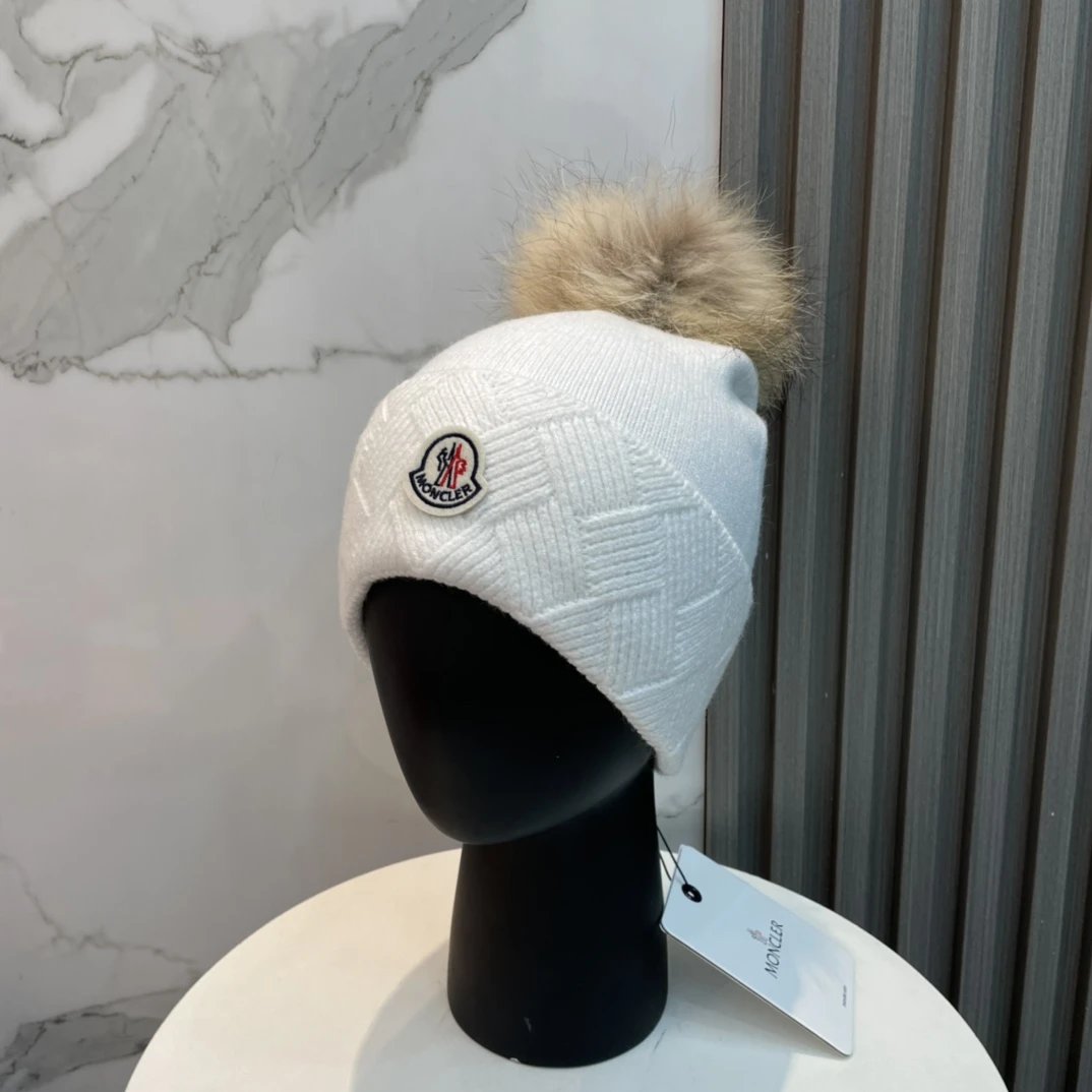 Moncler Hats Rib-Knit Cuffed Beanie — 29