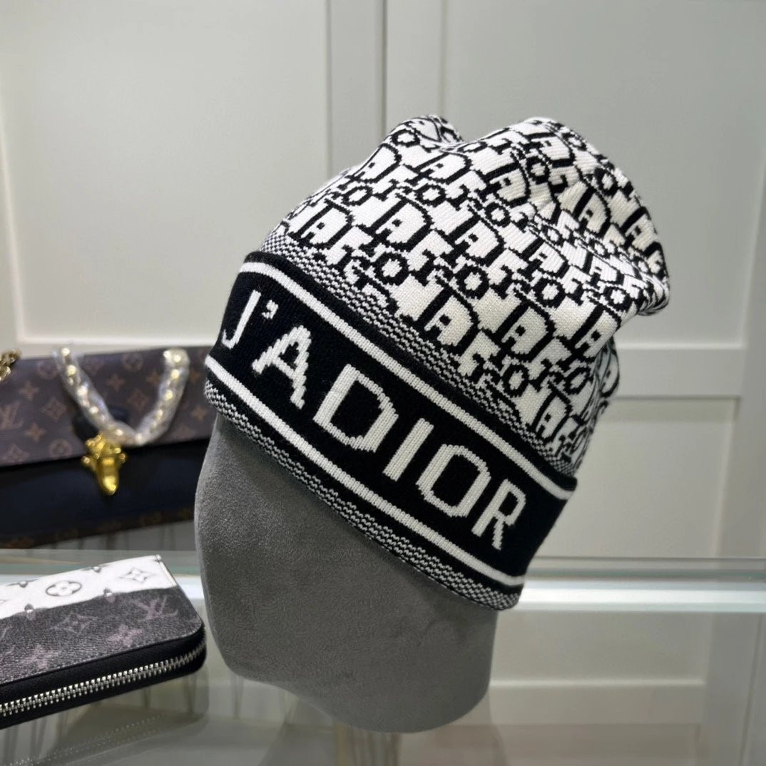 Moncler Hats Rib-Knit Cuffed Beanie — 33