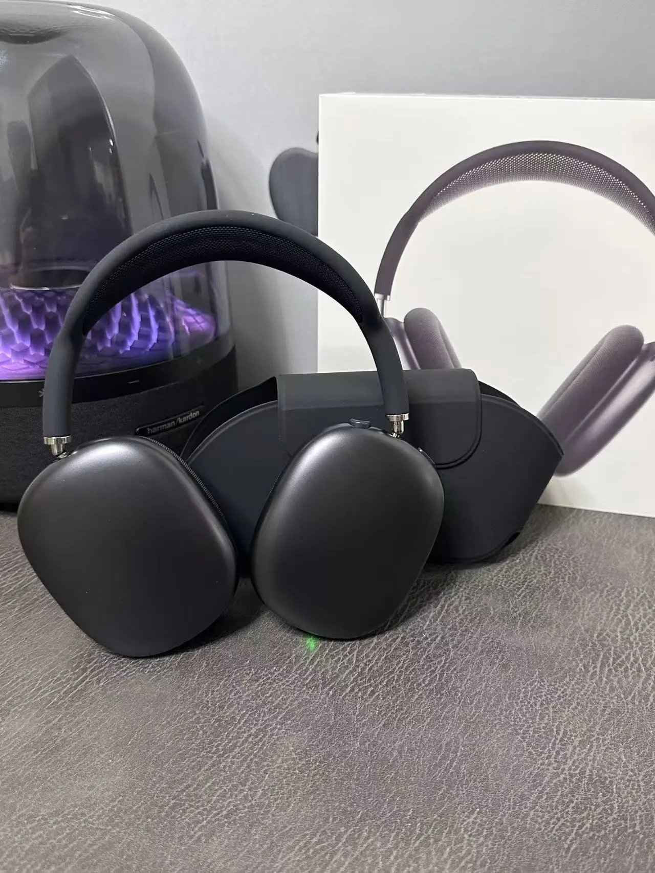 Unbranded Headphones Over-Ear with Mesh Headband image 3
