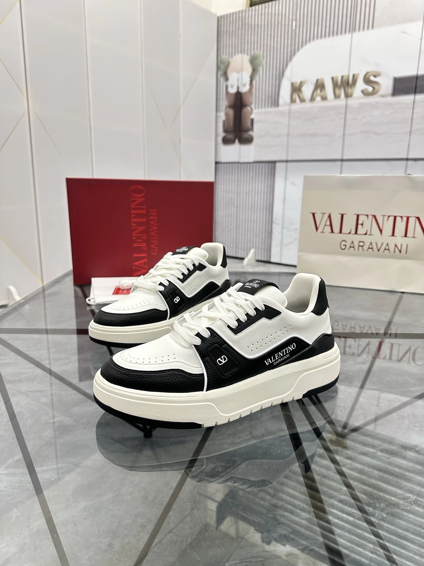 Valentino Garavani Sneakers Low-top chunky image 3
