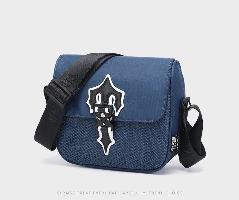 Trapstar Crossbody Bags Flap Bag with Emblem Buckle image 8