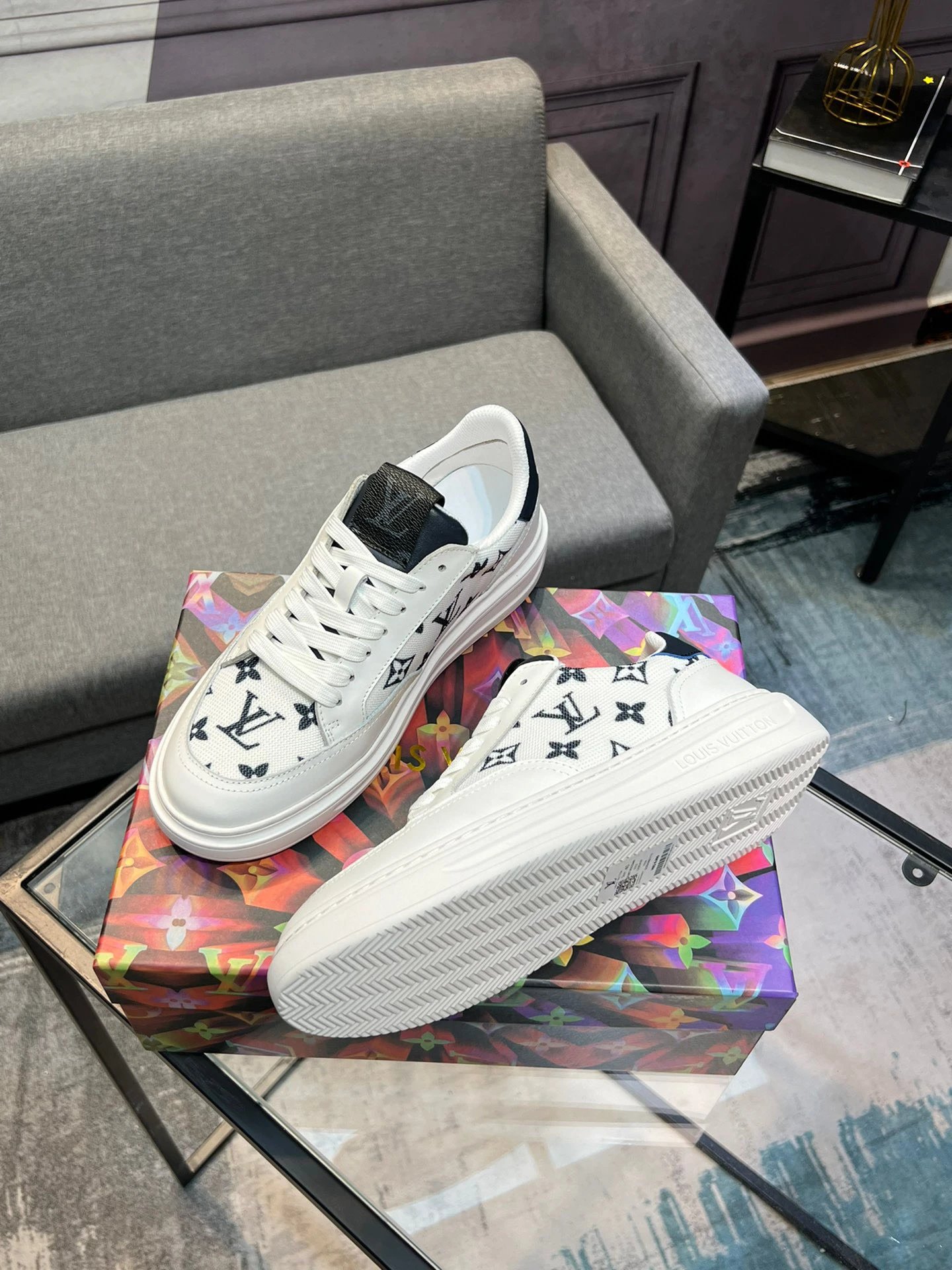 Louis Vuitton Sneakers Low-Top Lace-Up Monogram image 10