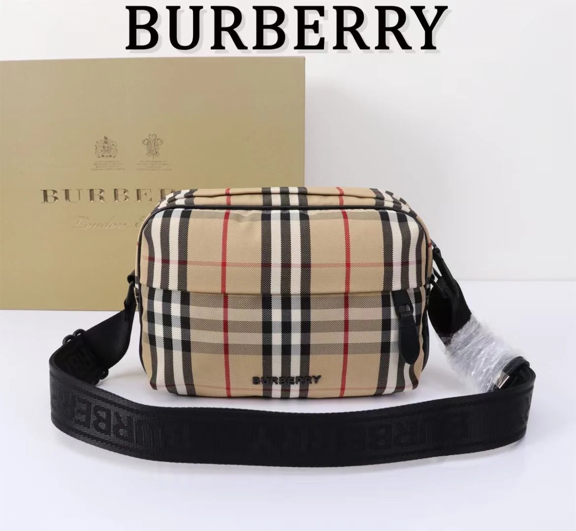 Burberry Check-pattern card holder product image