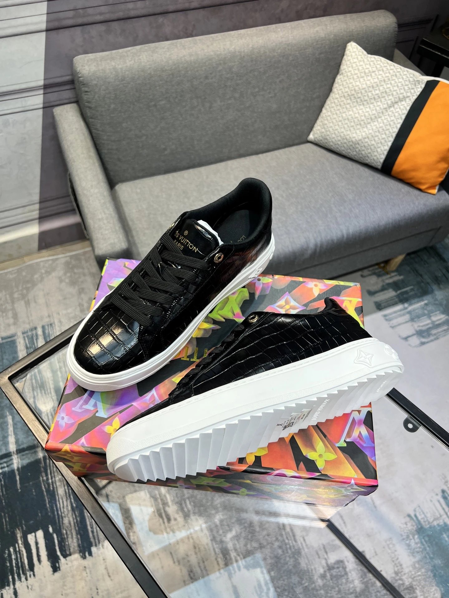 Louis Vuitton Sneakers Low-Top Lace-Up Monogram image 7