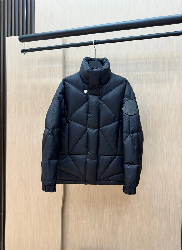 Philipp Plein Diamond Quilted Down Jacket Black product listing in Litbuy spreadsheet finds