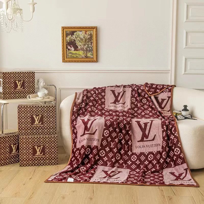 Louis Vuitton Uncategorized Monogram Fleece Blanket — 11