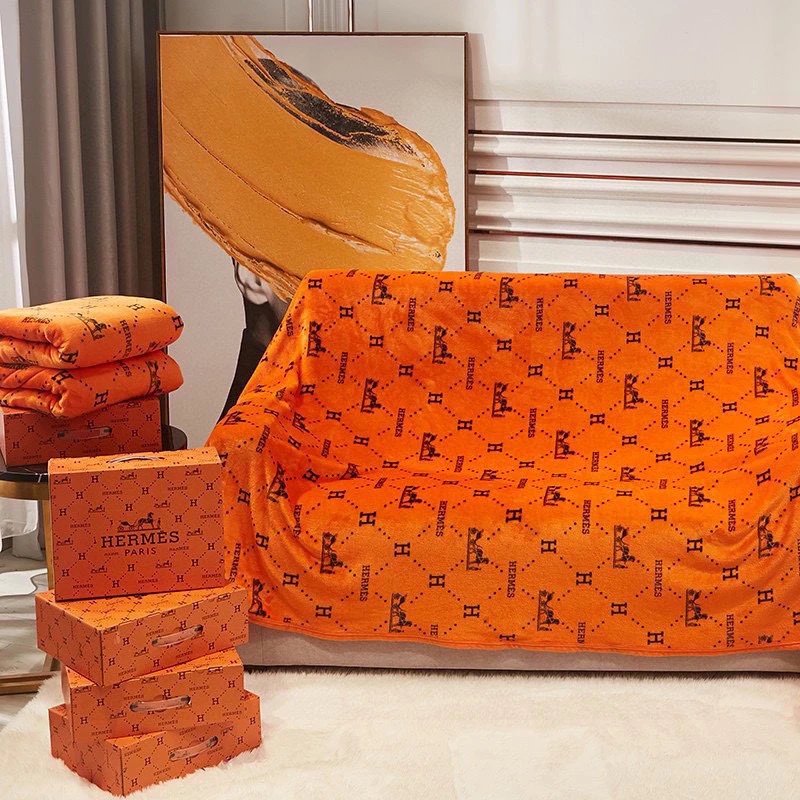 Louis Vuitton Uncategorized Monogram Fleece Blanket image 12