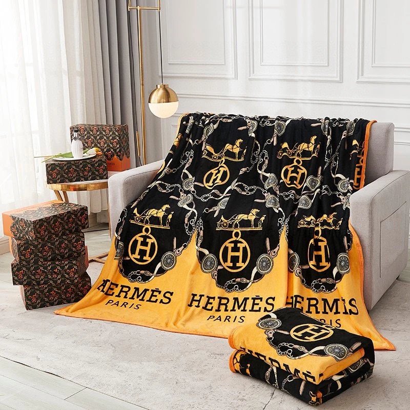 Louis Vuitton Uncategorized Monogram Fleece Blanket image 11