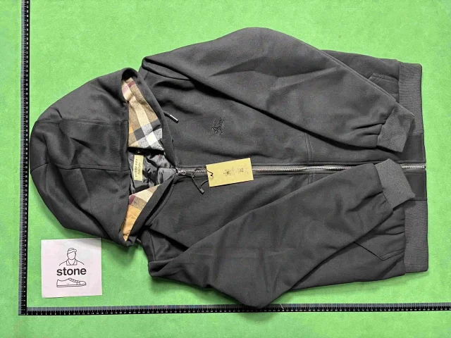 Burberry Hoodies & Sweatshirts Zip-Up Hoodie with Check-Lined Hood and Equestrian Knight Embroidery product detail image 5