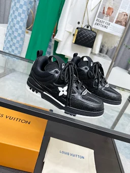 thumbnail for 100uis skaate sneakers（with original box accessories）