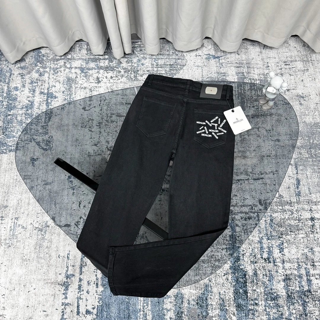 Moncler Jeans Straight-leg logo-patch image 7