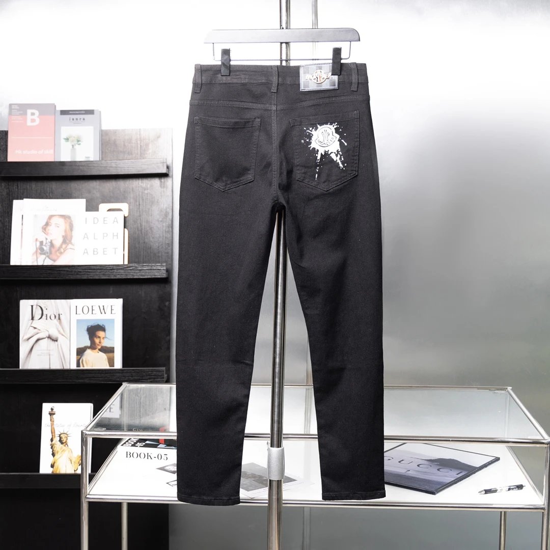 Moncler Jeans Straight-leg logo-patch — 04