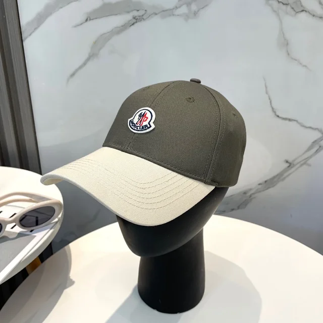 Moncler Hats Logo-patch baseball cap with contrast curved brim product detail image 1