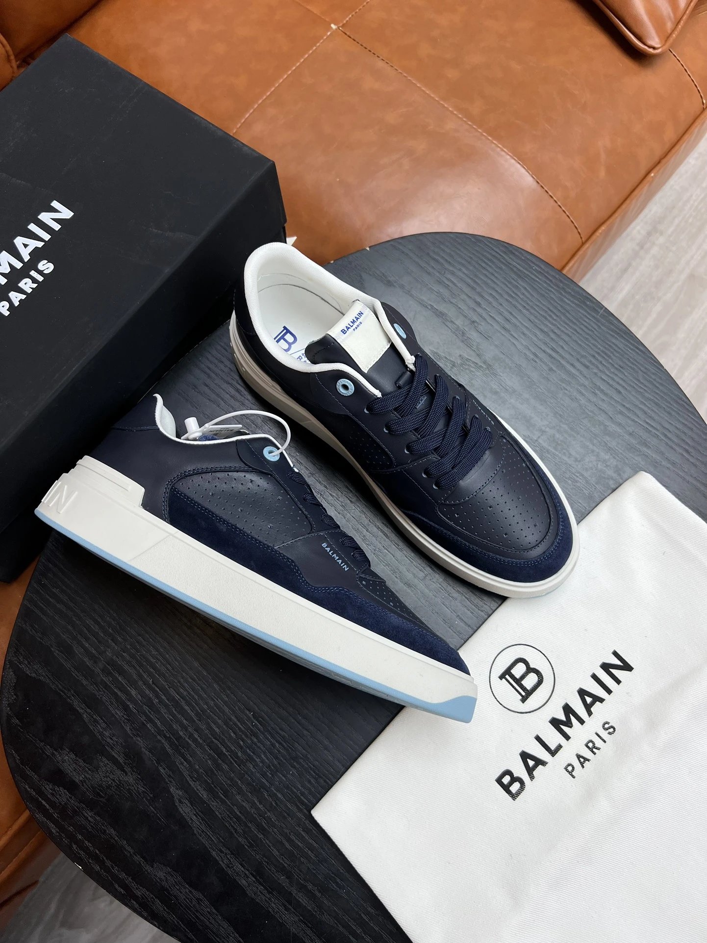 Balmain Sneakers Low-Top Lace-Up Logo — 04