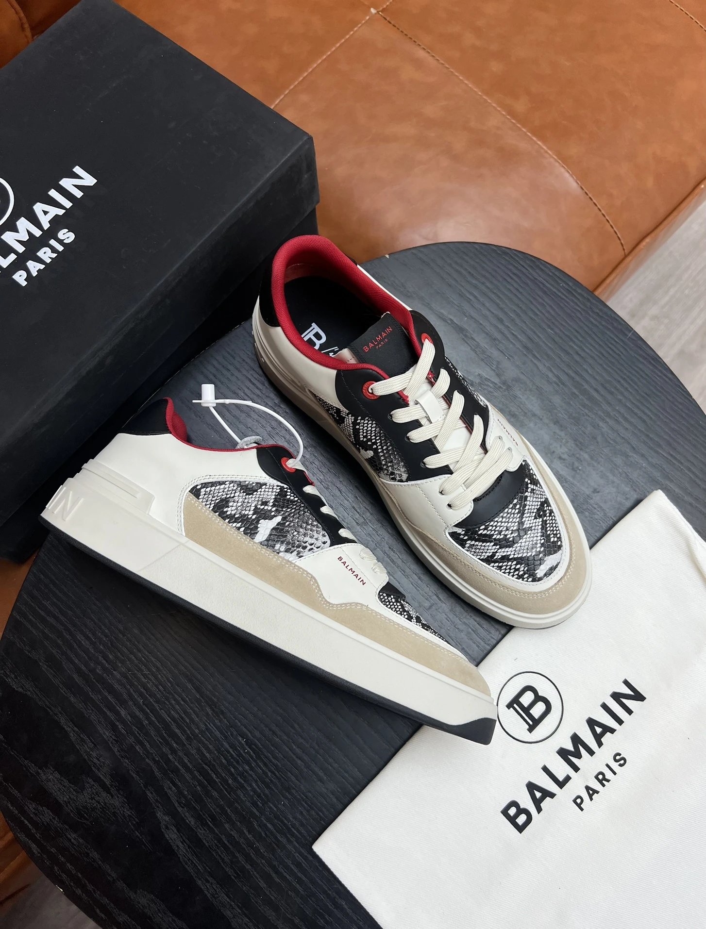 Balmain Sneakers Low-Top Lace-Up Logo — 05