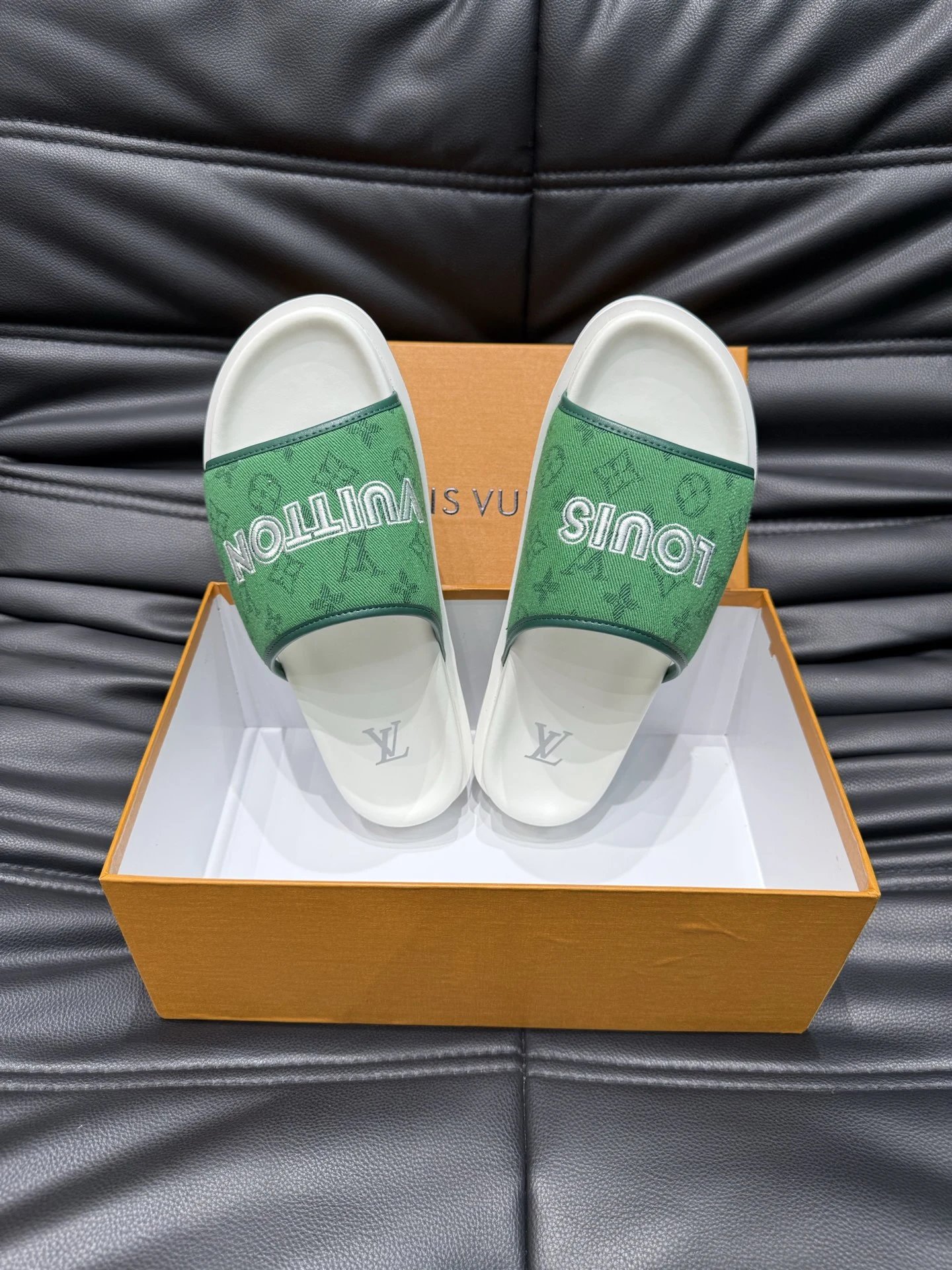 Louis Vuitton Slippers Monogram Slide image 4