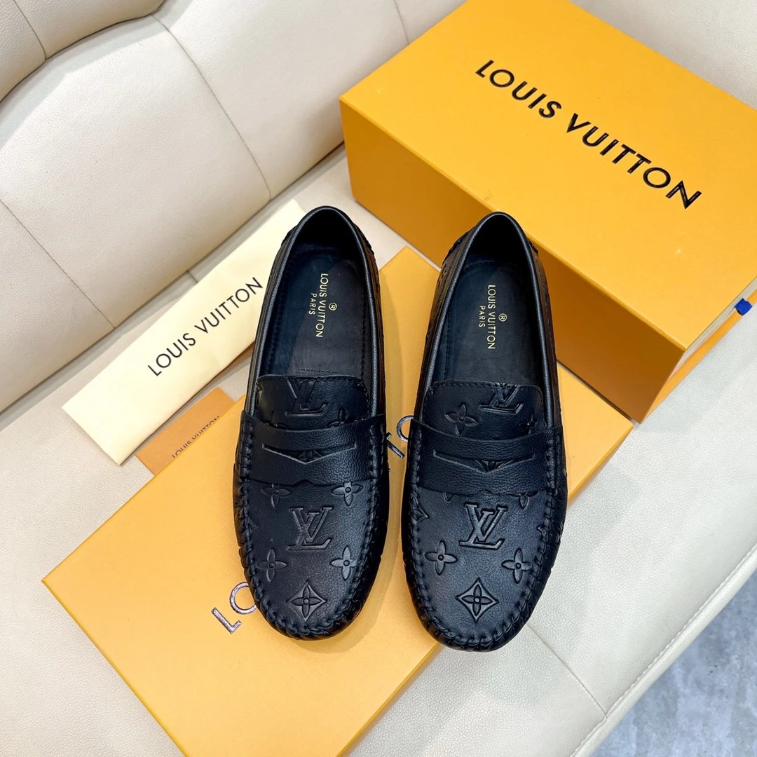 Louis Vuitton Leather Shoes Monogram loafers — 09