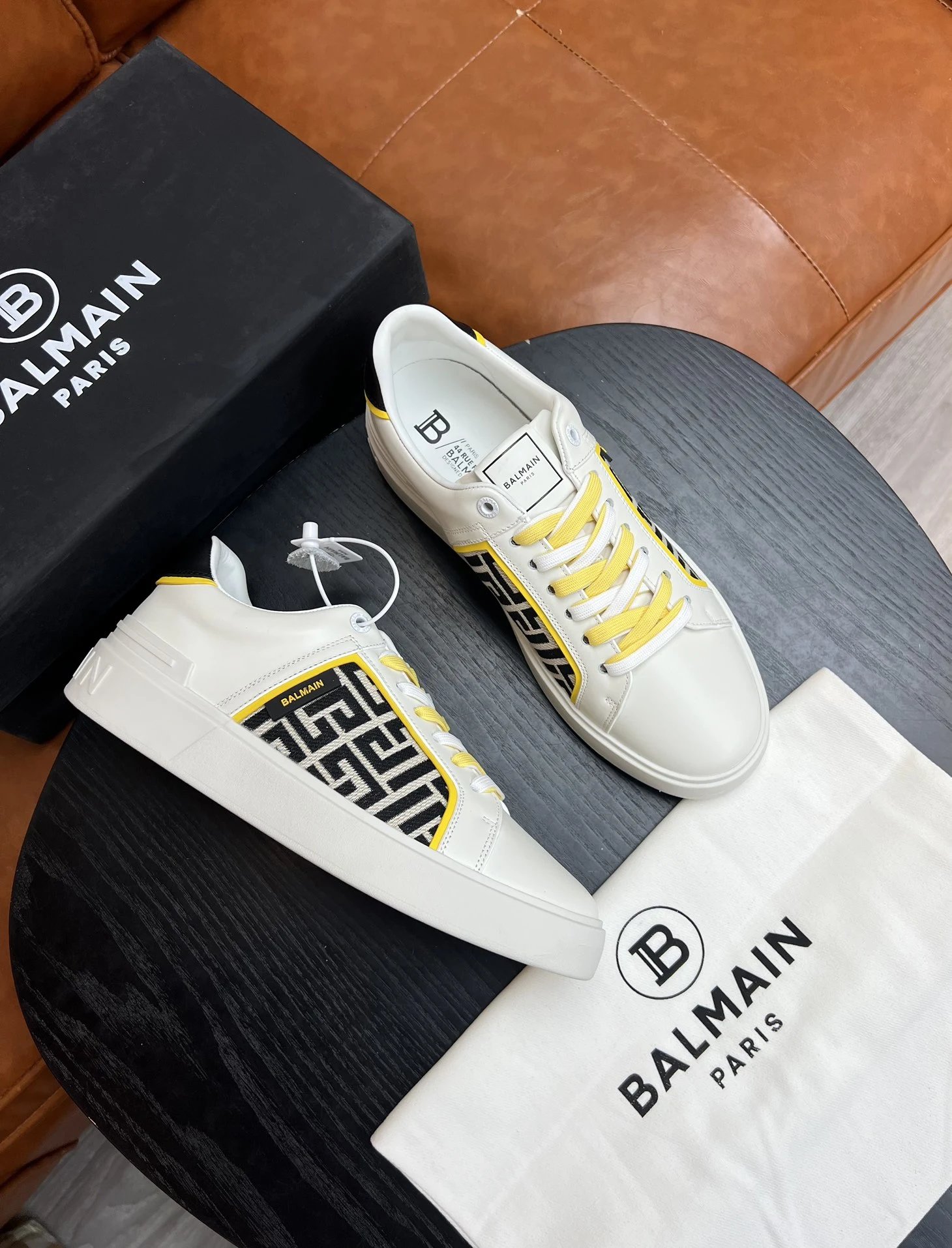 Balmain Sneakers Low-Top Lace-Up Logo — 16