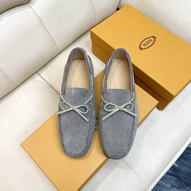 Tod's Leather Shoes Gommino Moccasins product detail image 1